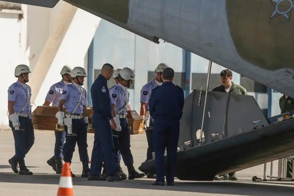 Queda de avião em Vinhedo: 60 corpos de vítimas já foram identificados Queda de avião em Vinhedo: 60 corpos de vítimas já foram identificados