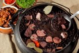 Cachaçaria do Dedé recebe 2ª edição da feijoada em prol da AMA neste sábado (17)