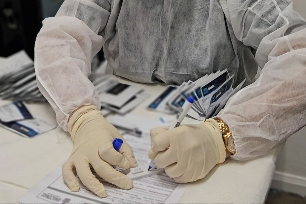 Sa&uacute;de realiza testes r&aacute;pidos para IST&rsquo;s durante 11&ordf; edi&ccedil;&atilde;o do Governo Presente