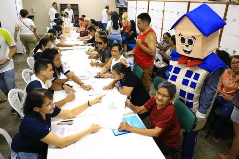 "É momento de festejar", diz moradora do Residencial Petrópolis beneficiada com unidade habitacional durante Governo Presente