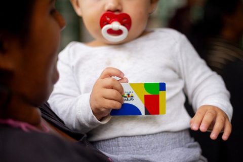 Caixa paga Bolsa Família a beneficiários com NIS de final 3