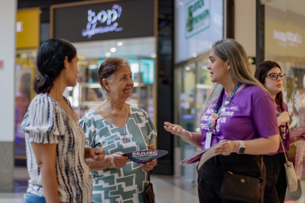 Agosto Lilás: Sejusc oferece orientação jurídica e psicossocial no Amazonas Shopping Agosto Lilás: Sejusc oferece orientação jurídica e psicossocial no Amazonas Shopping