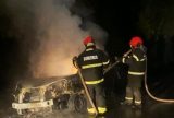 CBMAM combate incêndio em veículo e impede propagação para área de vegetação da BR-174
