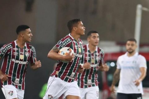 Nos pênaltis, Fluminense supera Grêmio e avança às quartas da Libertadores