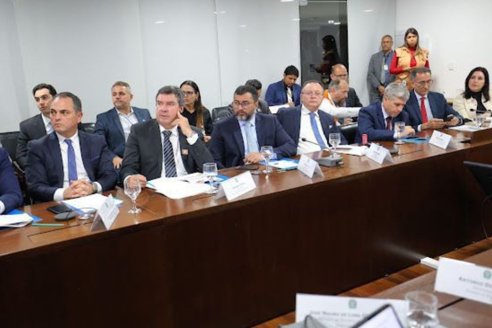Em Brasília, Wilson Lima reforça importância de cooperação entre Governo Federal e estados para combate às queimadas Em Brasília, Wilson Lima reforça importância de cooperação entre Governo Federal e estados para combate às queimadas