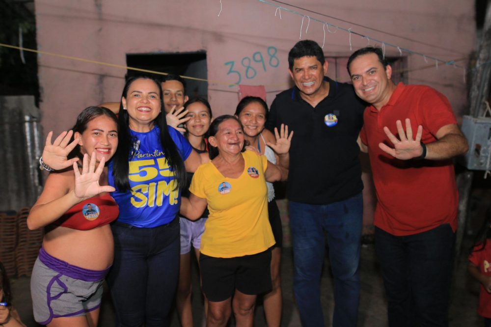Parintins: Mateus Assayag e Vanessa Gonçalves são recebidos com festa e confiança por moradores do bairro Itaúna 2 Parintins: Mateus Assayag e Vanessa Gonçalves são recebidos com festa e confiança por moradores do bairro Itaúna 2