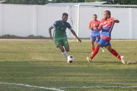 Fonte Boa e Benjamin Constant duelam pela última vaga na semifinal da Copa da Floresta