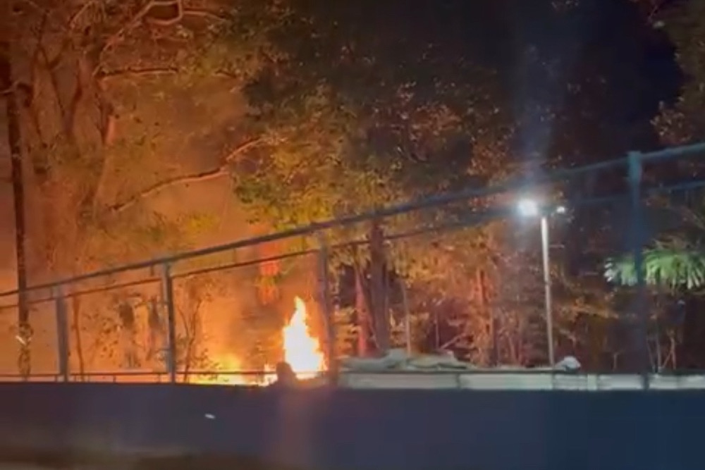 Área de mata na Fundação Dr. Thomas é atingida por incêndio Área de mata na Fundação Dr. Thomas é atingida por incêndio