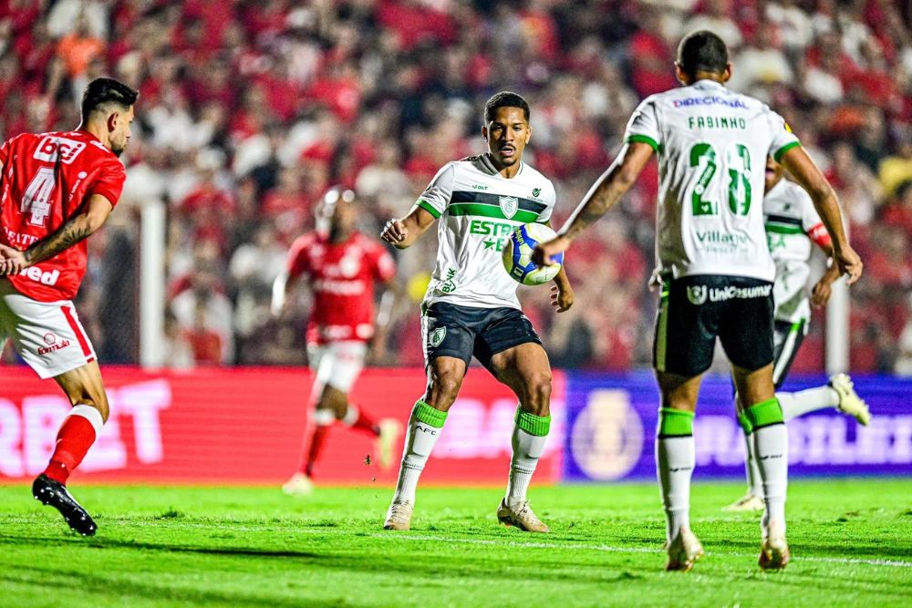S&eacute;rie B: Com gol de &Eacute;ric Davis, Vila Nova triunfa sobre o Am&eacute;rica-MG por 1 a 0