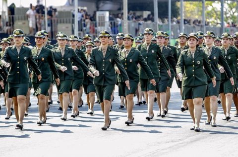 Serviço militar feminino abre seleção complementar com 1.467 vagas em todo o país