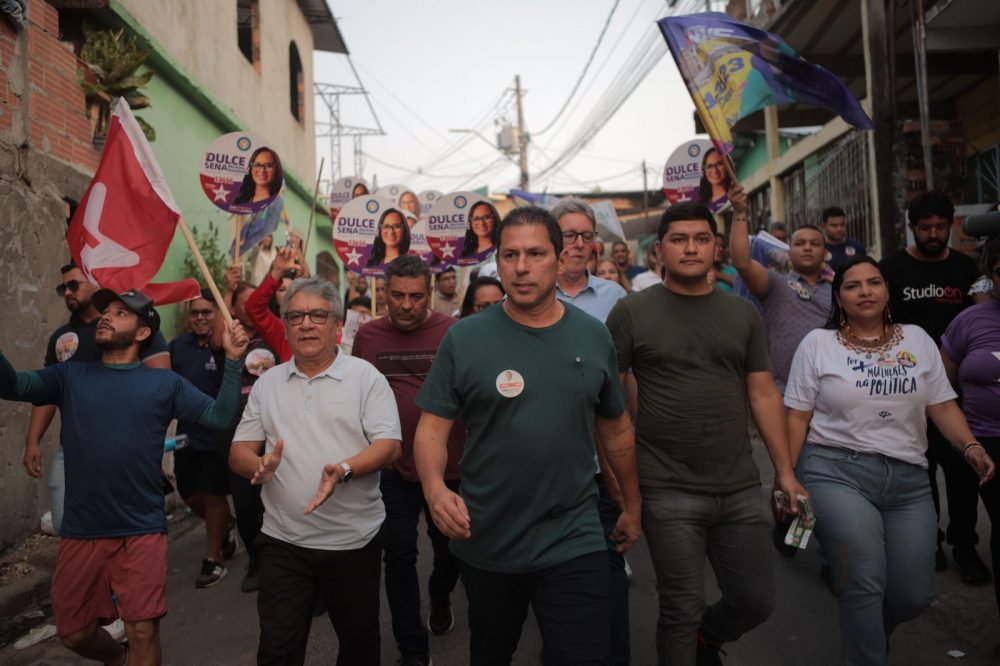Marcelo Ramos reforça criação do ‘Pezinho-de-Meia’ durante caminhada com apoiadores na zona Leste de Manaus Marcelo Ramos reforça criação do ‘Pezinho-de-Meia’ durante caminhada com apoiadores na zona Leste de Manaus