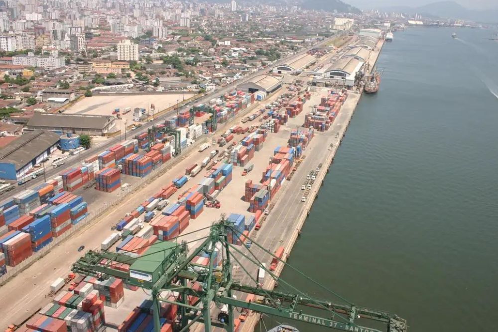 Orçamento de 2025 terá R$ 73,4 bilhões com investimentos Orçamento de 2025 terá R$ 73,4 bilhões com investimentos