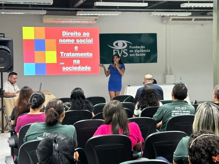 FVS-RCP sedia palestra sobre tratamento pelo nome social de pessoas LGBTQIAPN+ na saúde pública