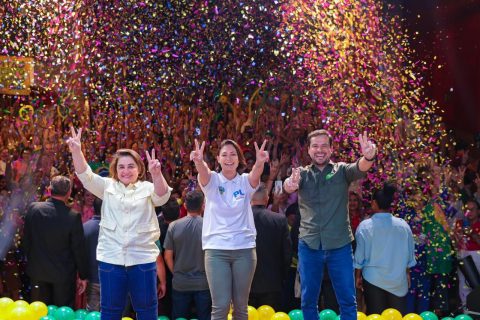 Michelle Bolsonaro reúne multidão em apoio ao Capitão Alberto Neto e Maria do Carmo e mostra a força mulher e da direita em Manaus