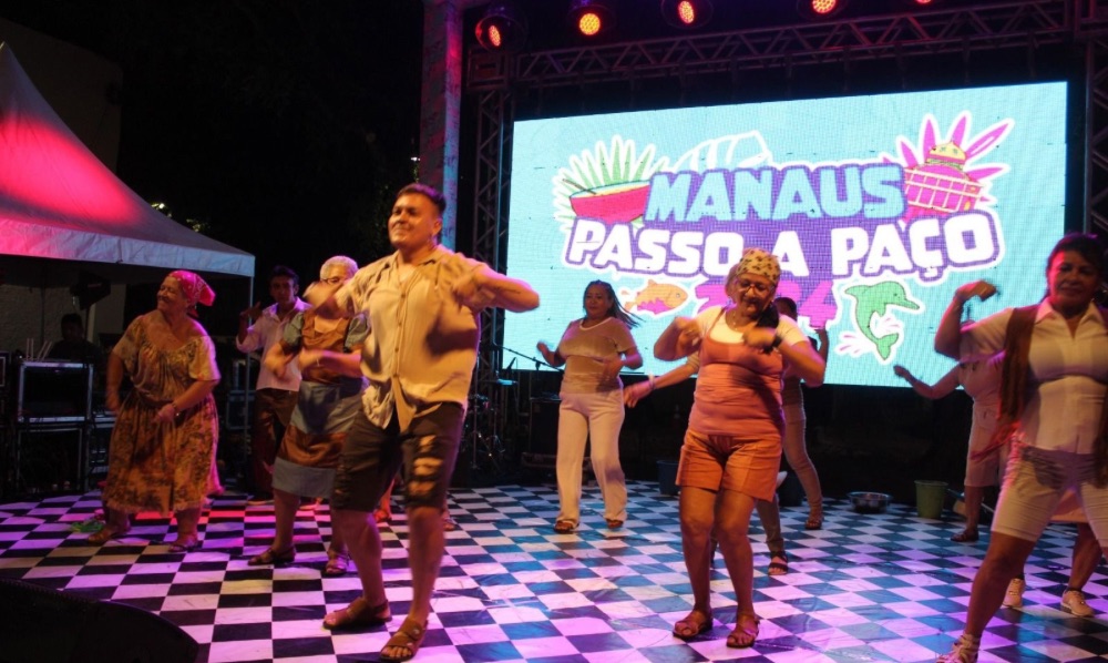 Grupo de idosas dança hip hop e anima publico no 1° dia do ‘Manaus Passo a Paço 2024’ Grupo de idosas dança hip hop e anima publico no 1° dia do ‘Manaus Passo a Paço 2024’