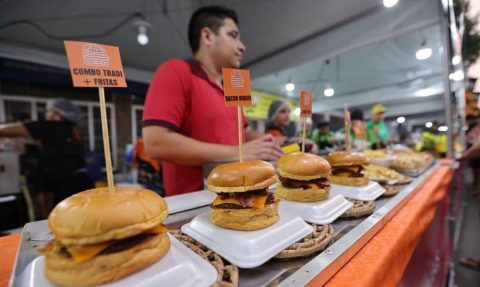 Passo a Paço 2024 reúne gastronomia regional e popular no Centro de Manaus