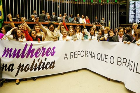 Homens têm 2,5 vezes mais chances de se eleger do que mulheres, revela pesquisa