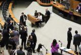 Lula sanciona com vetos lei que desonera 17 setores da economia