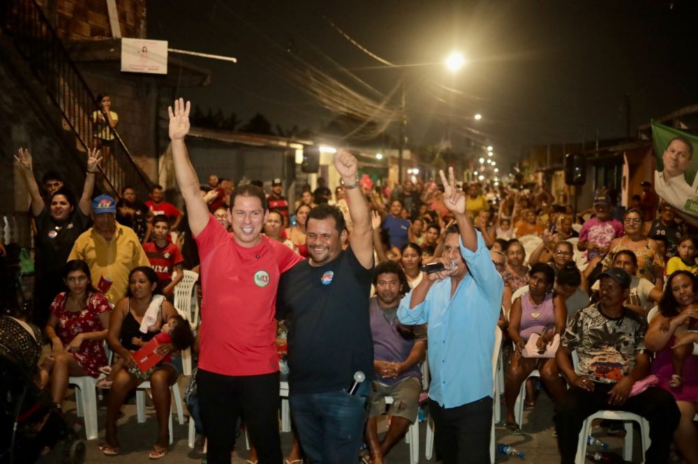 Marcelo Ramos anuncia proposta aos trabalhadores de aplicativos durante reuni&atilde;o com moradores na Zona Leste de Manaus