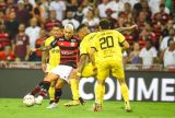 Flamengo joga mal no Maracanã e perde para o Peñarol na Libertadores