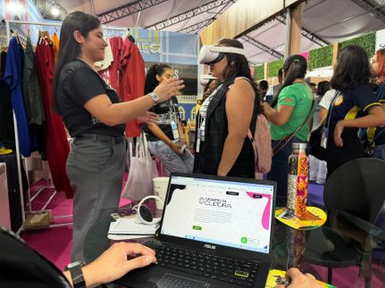 Feira do Empreendedor Sebrae atrai população manauara com negócios criativos e visitação do Teatro Amazonas em realidade virtual