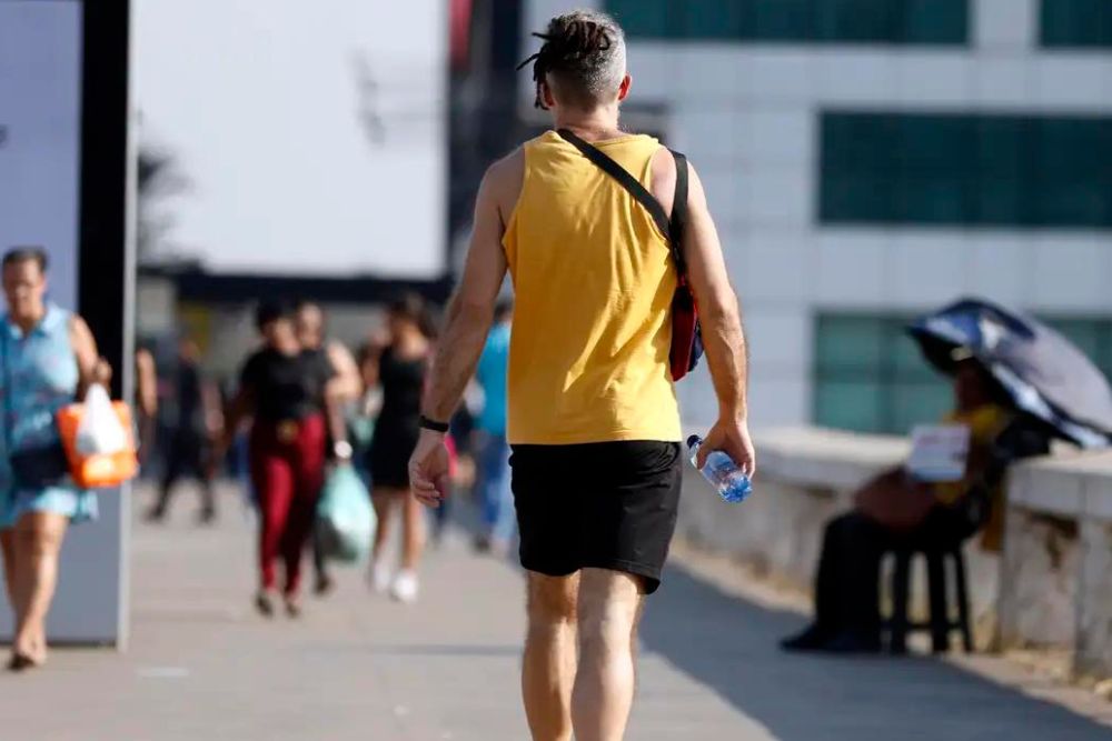 Inmet alerta para baixa umidade do ar em grande parte do Brasil nesta ter&ccedil;a (24)