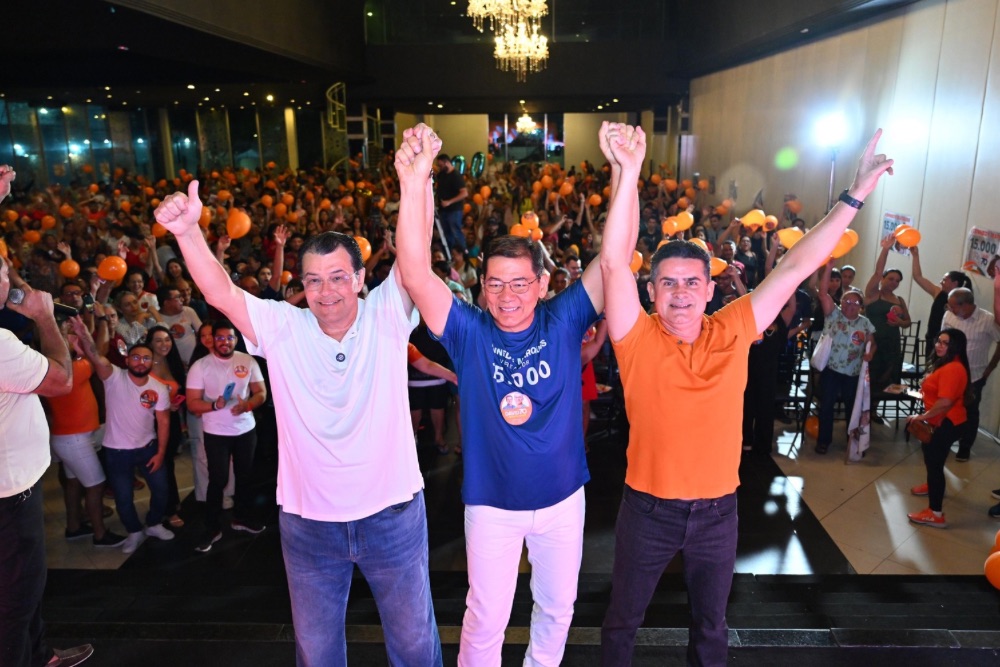 David Almeida anuncia criação do programa “Ração do Meu Pet” para ajudar cuidadores de animais David Almeida anuncia criação do programa “Ração do Meu Pet” para ajudar cuidadores de animais
