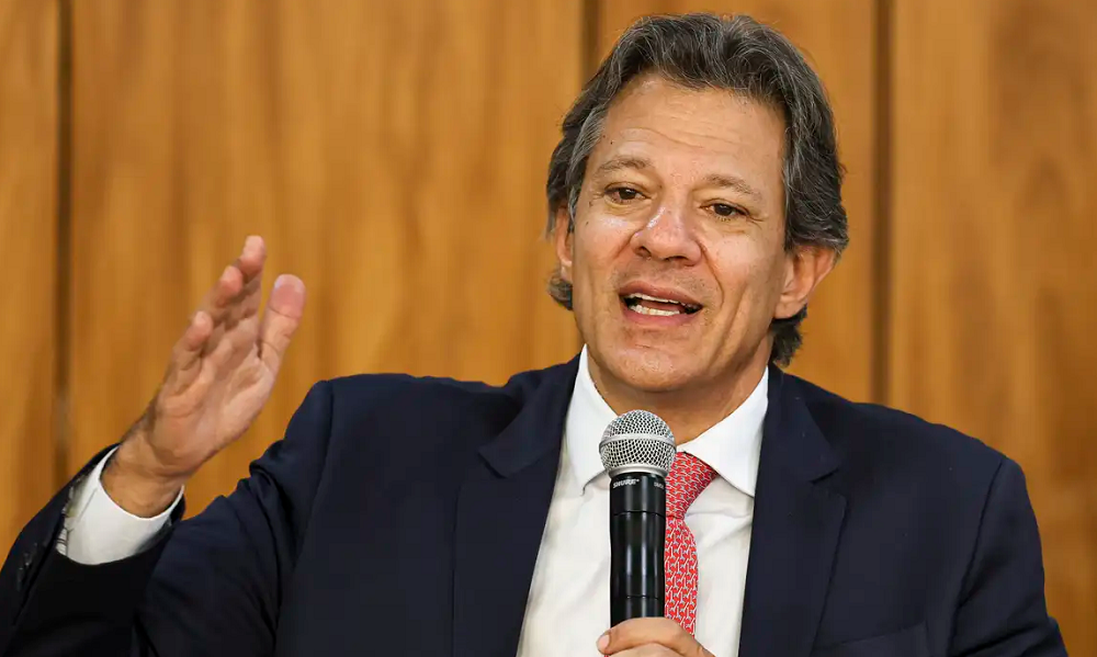 Haddad desmente imposto sobre pets e Pix após vídeo falso feito com IA
