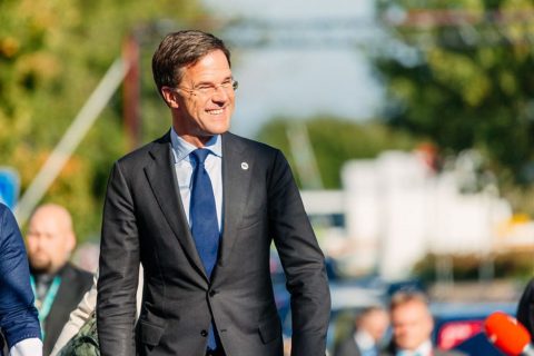Mark Rutte toma posse como novo secretário-geral da Otan e cobra investimento