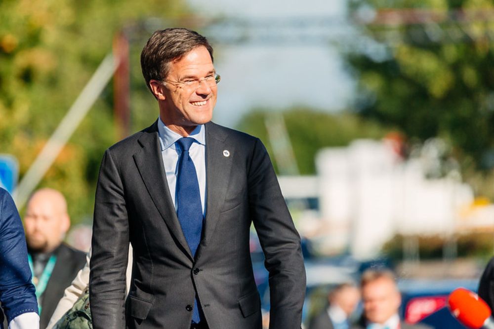 Mark Rutte toma posse como novo secretário-geral da Otan e cobra investimento Mark Rutte toma posse como novo secretário-geral da Otan e cobra investimento