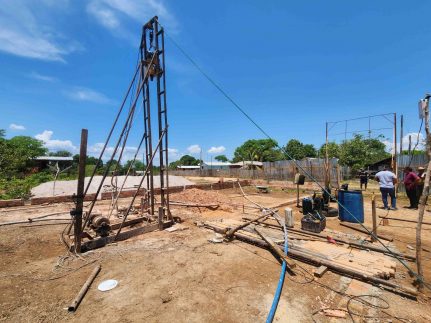 Amazonas realiza obras de abastecimento de água em comunidades rurais de Itacoatiara