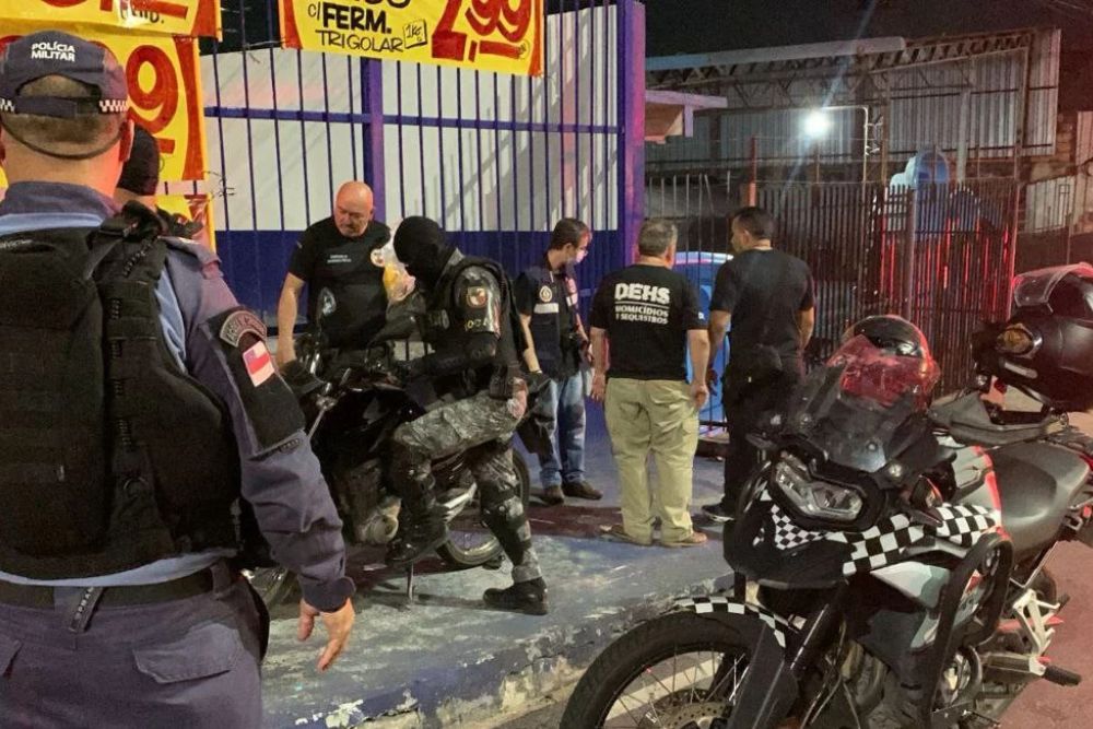 Suspeito de roubo é morto por ‘justiceiro’ na Zona Norte de Manaus Suspeito de roubo é morto por ‘justiceiro’ na Zona Norte de Manaus