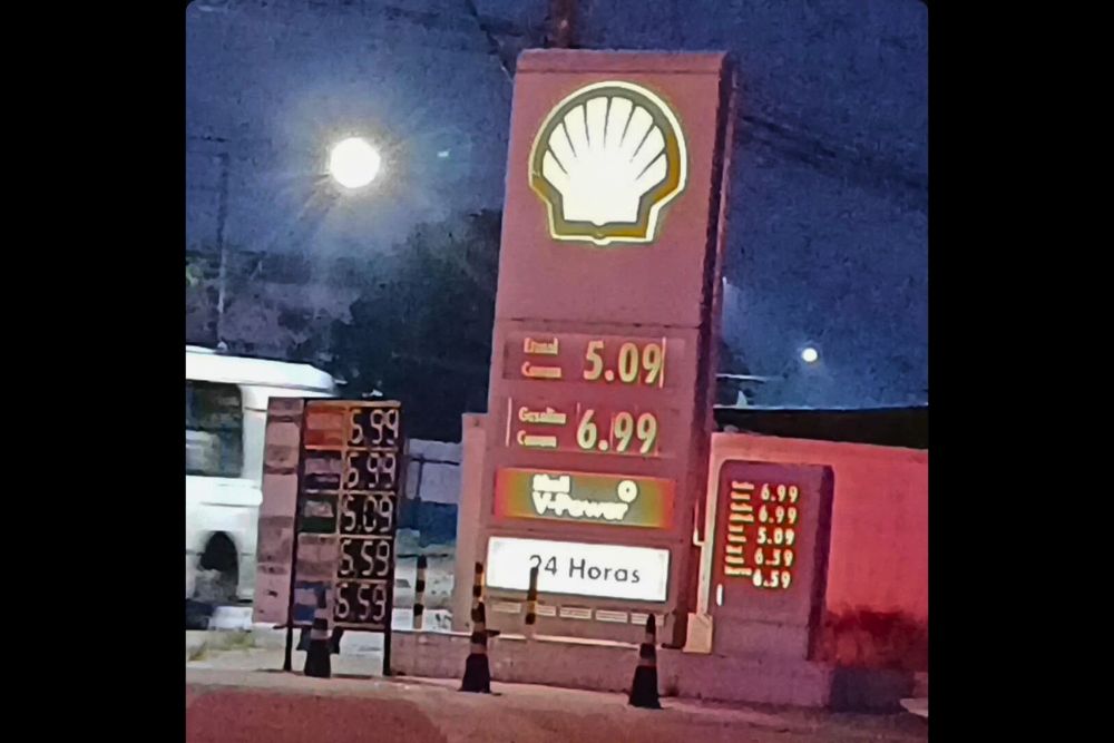 Postos registram aumento no preço e gasolina chega a quase R$7 em Manaus Postos registram aumento no preço e gasolina chega a quase R$7 em Manaus