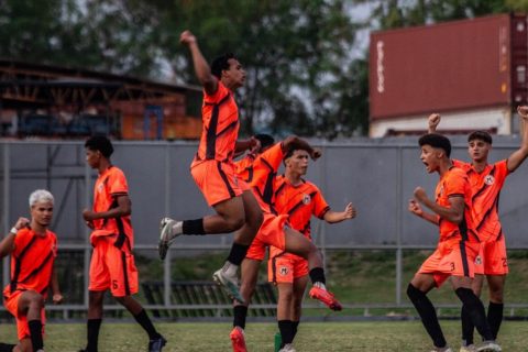 Manauara elimina Holanda nos pênaltis e segue na disputa pelo título do Barezinho Sub-16