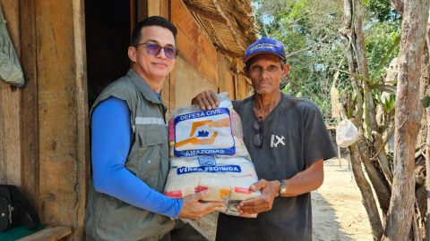 Estiagem 2024: Famílias das RDS do Rio Amapá e do Igapó-Açu são beneficiadas com entregas de cestas básicas