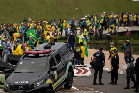 Moraes determina extradição de foragidos do 8 de janeiro que estão no exterior