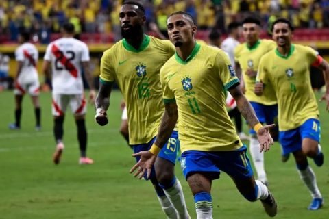 Brasil goleia o Peru durante Eliminatórias da Copa do Mundo e afasta crise
