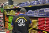 Fiscalização reprova 23 marcas de farinha, arroz e feijão vendidas em Manaus e Região Metropolitana
