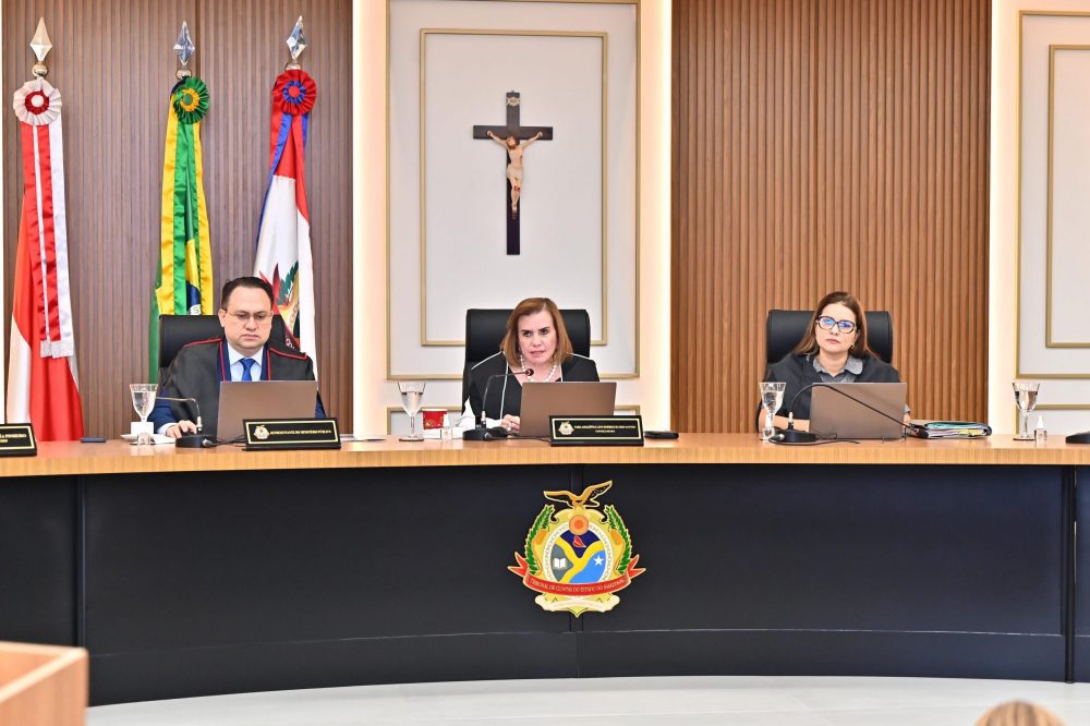 TCE-AM irá apurar atraso no pagamento de parlamentares da Câmara de Manacapuru TCE-AM irá apurar atraso no pagamento de parlamentares da Câmara de Manacapuru