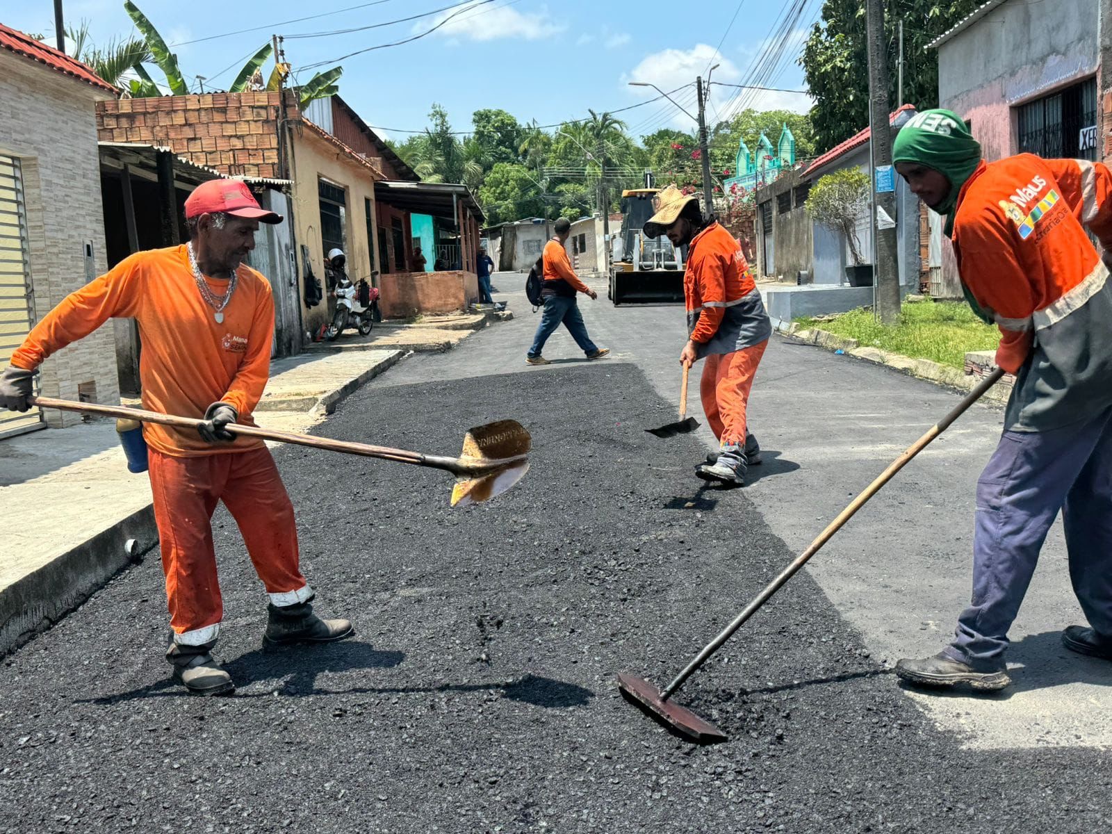 Prefeitura de Manaus conclui recuperação asfáltica em novo trecho do bairro Cidade de Deus Prefeitura de Manaus conclui recuperação asfáltica em novo trecho do bairro Cidade de Deus