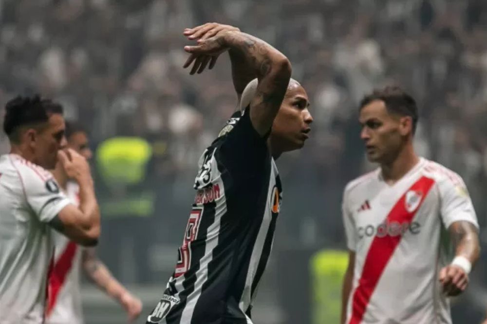 Atl&eacute;tico-MG supera River por 3 a 0 e encaminha classifica&ccedil;&atilde;o para final da Libertadores