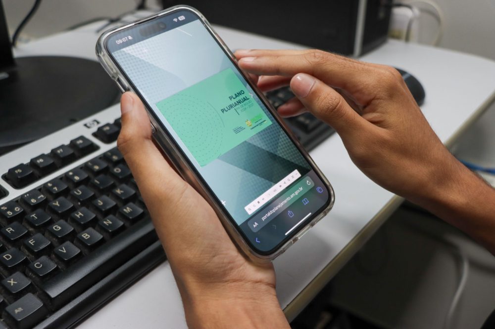 Amazonas simplifica acesso ao Plano Plurianual com versão digital e interativa do PPA de Bolso Amazonas simplifica acesso ao Plano Plurianual com versão digital e interativa do PPA de Bolso