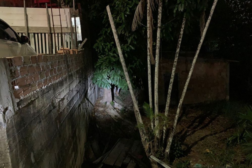 Homem é torturado e executado a tiros no bairro Cidade de Deus Homem é torturado e executado a tiros no bairro Cidade de Deus