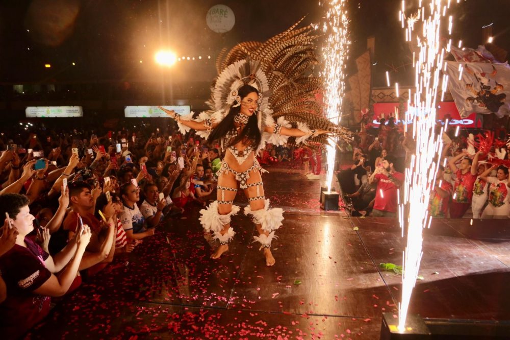 Última noite de Boi Manaus 2024 é marcada por apresentações dos bumbás Brilhante e Garanhão e itens oficiais do Garantido Última noite de Boi Manaus 2024 é marcada por apresentações dos bumbás Brilhante e Garanhão e itens oficiais do Garantido