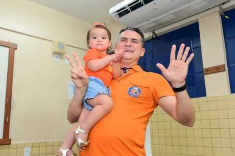 David Almeida supera Alberto Neto e é reeleito prefeito de Manaus com mais de 54% dos votos válidos