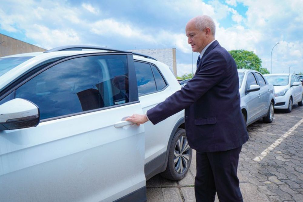 Credencial de estacionamento para idoso e PCD ganha vers&atilde;o digital