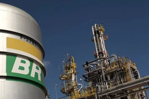 Petrobras reduz preço do gás natural a distribuidoras em 1%