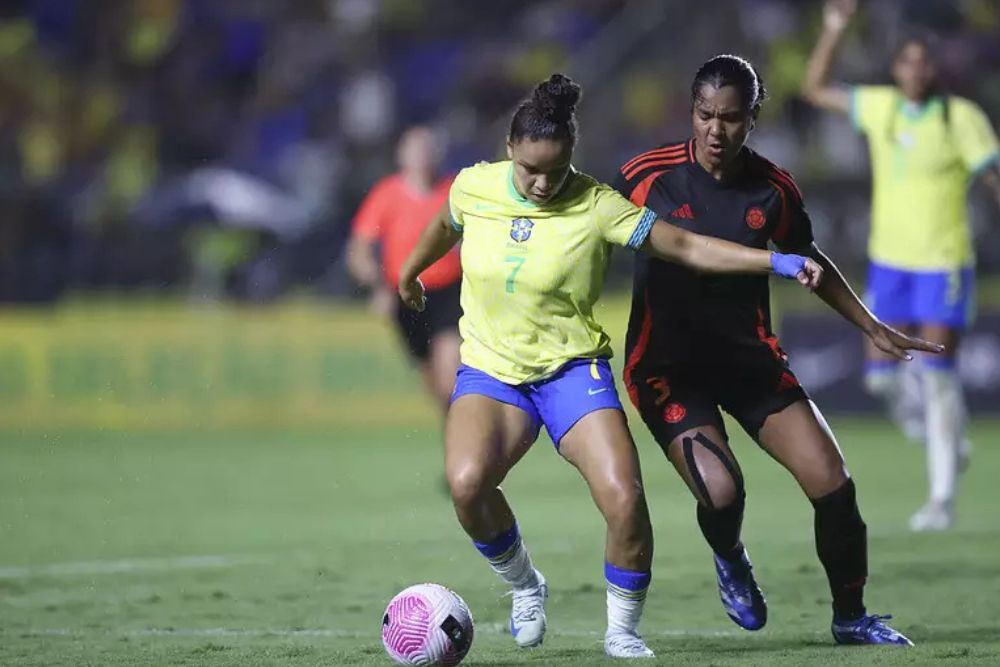 Brasil derrota Colômbia por 3 a 1 durante amistoso em Cariacica Brasil derrota Colômbia por 3 a 1 durante amistoso em Cariacica