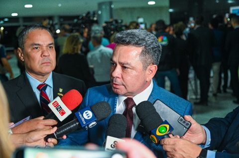 Em Brasília, Governo do Amazonas defende maior integração com forças federais para combate ao crime nas fronteiras