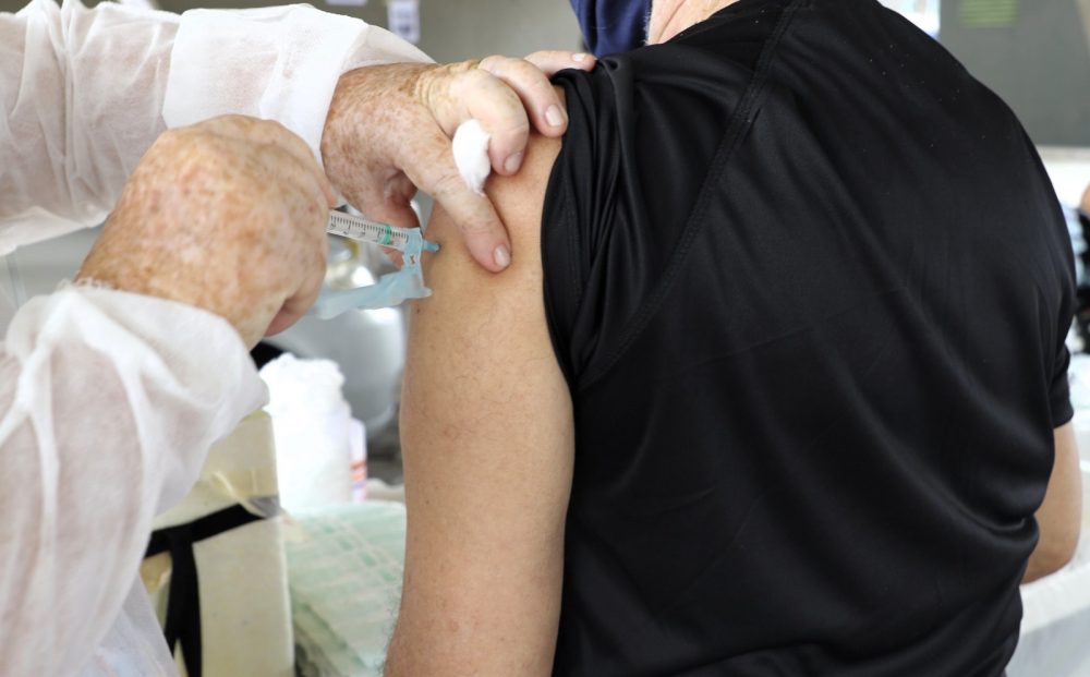 Vacina&ccedil;&atilde;o contra gripe &eacute; prorrogada at&eacute; janeiro no Amazonas
